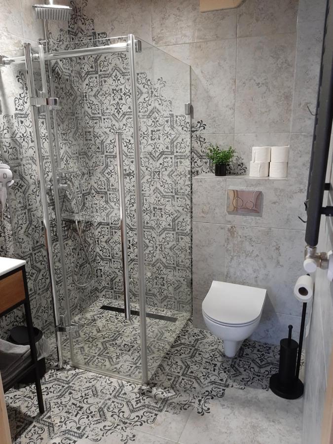 Malcykowka W Zebie Z Jacuzzi Chalet *